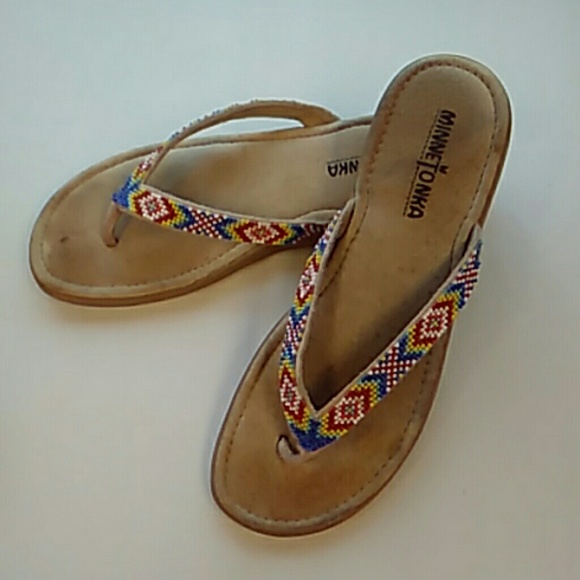 minnetonka flip flops